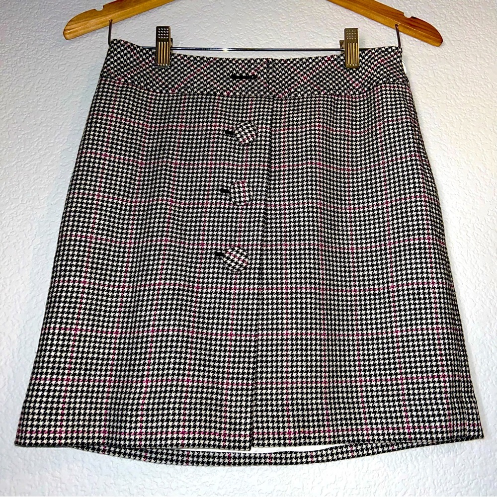 NWOT Ann Taylor Loft Houndstooth Skirt